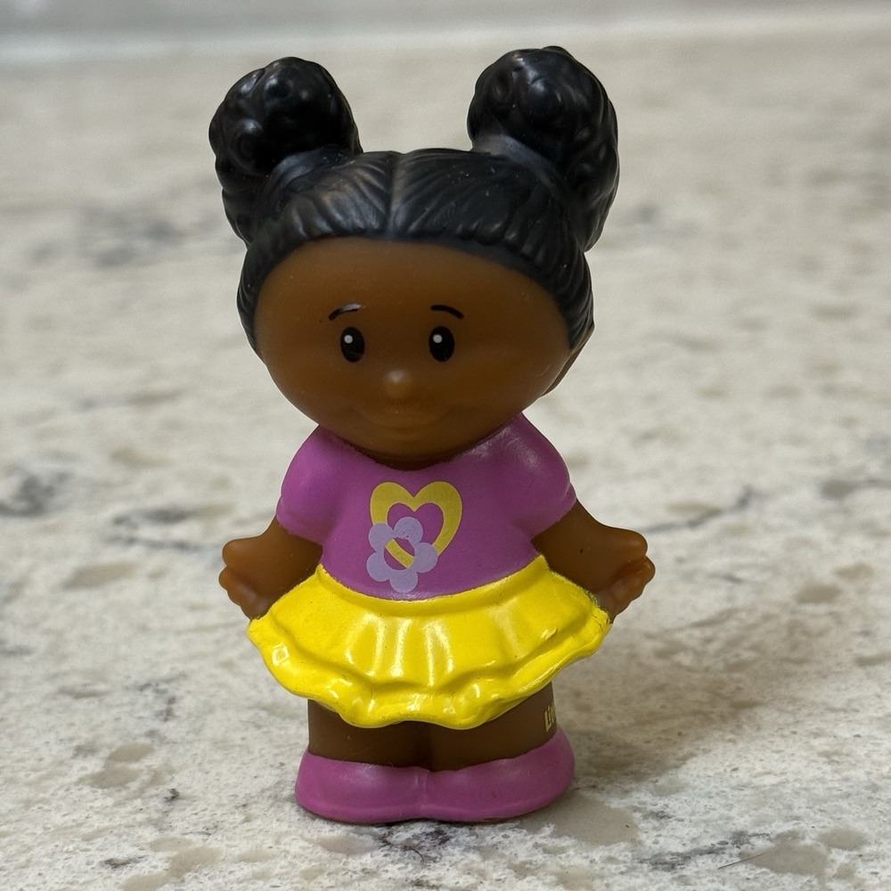 Fisher Price Little People Girl Tessa Y6197 Black Hair Purple Yellow 2012 2013